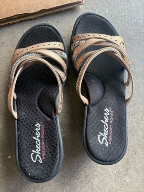 Skechers Women's Metallic Bronze Strappy Memory Foam Sandals